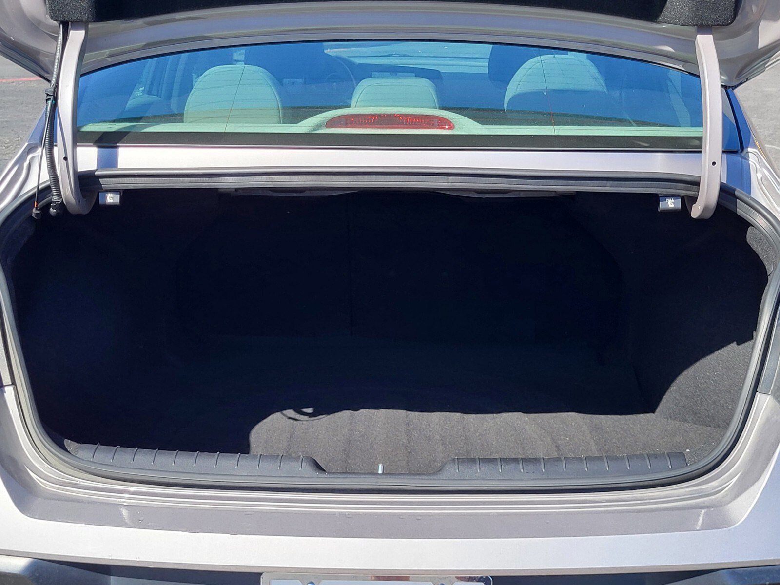 Used 2025 Hyundai Elantra SEL image 30