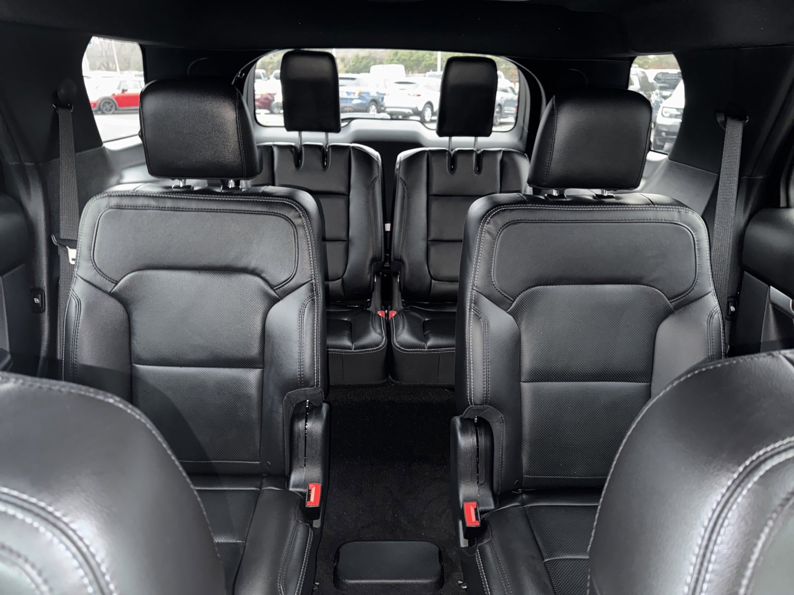 Certified 2019 Ford Explorer Limited w/ Ford Safe & Smart Package image 21
