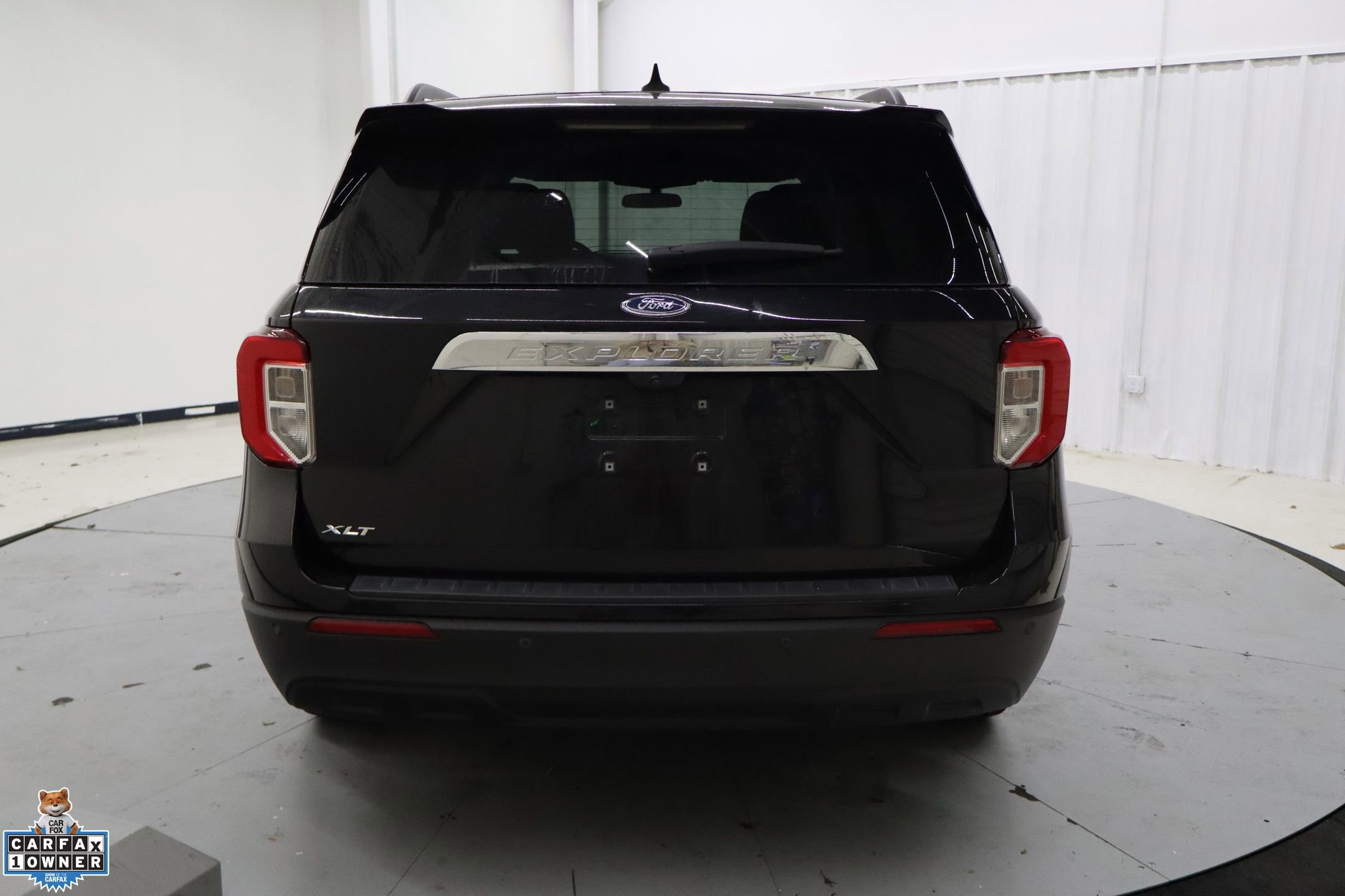 Certified 2023 Ford Explorer XLT image 4