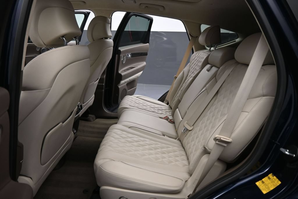 Used 2022 Genesis GV80 3.5T w/ Prestige Package 07 AWD/4WD image 19