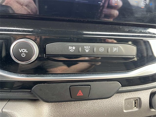 Certified 2024 Ford Transit 350 XLT image 33