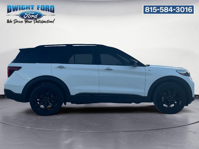 Certified 2023 Ford Explorer ST-Line AWD/4WD image 6