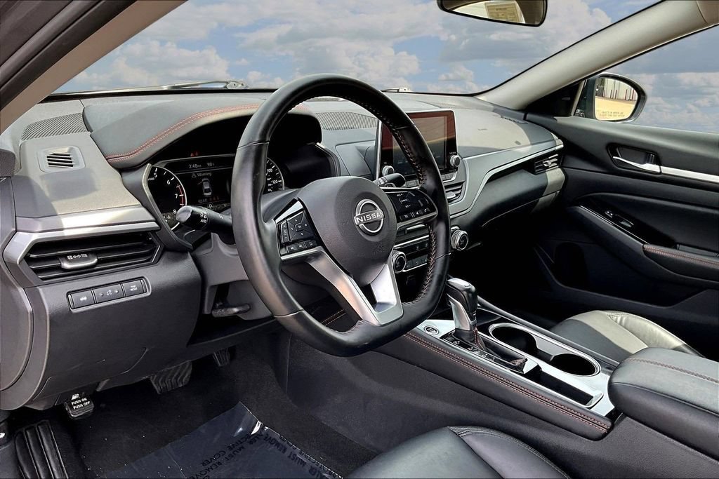 Used 2025 Nissan Altima 2.5 SR FWD image 19