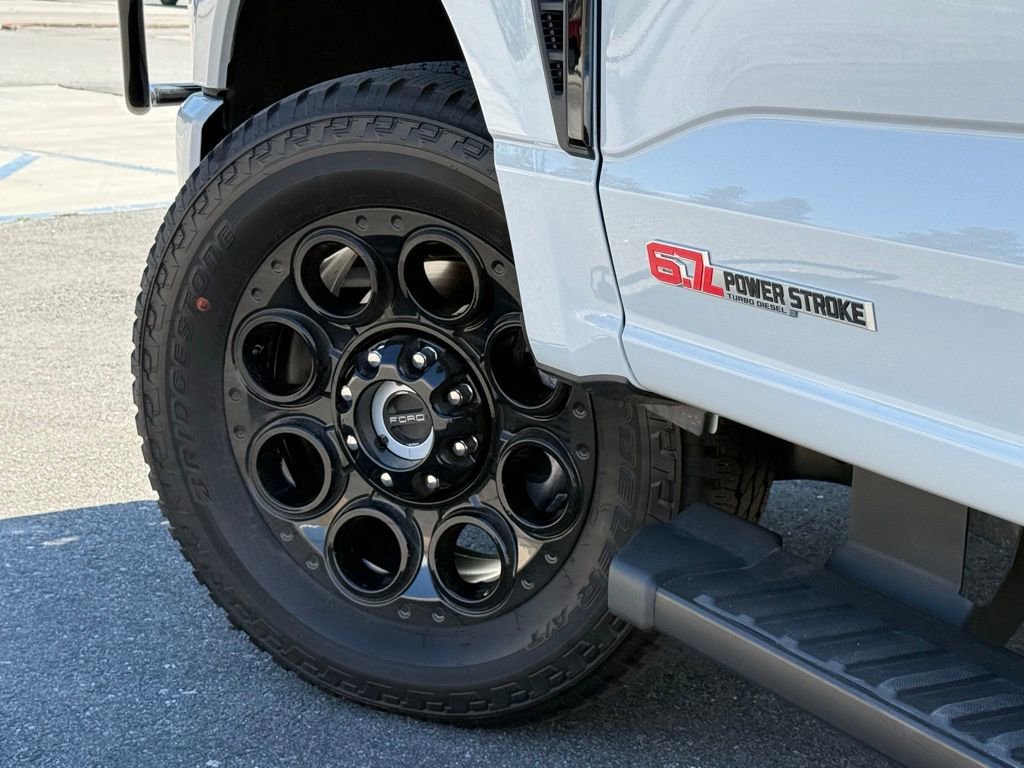 Certified 2025 Ford F350 Lariat w/ Lariat Ultimate Package image 17