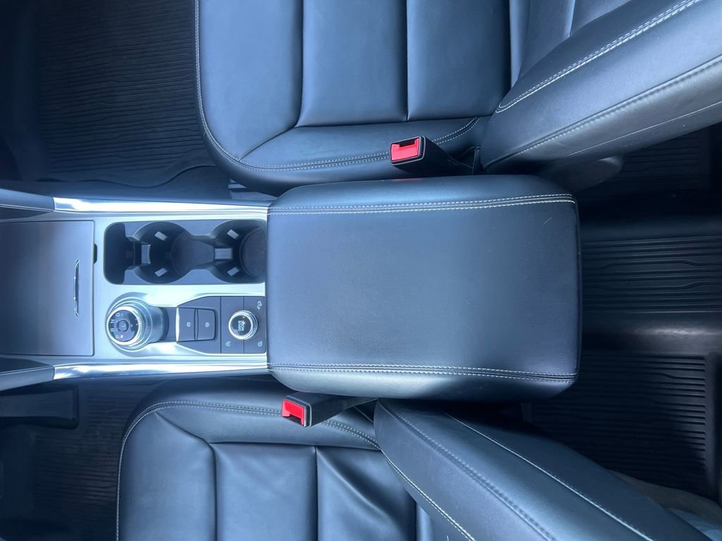 Certified 2023 Ford Explorer XLT w/ Equipment Group 202A image 25