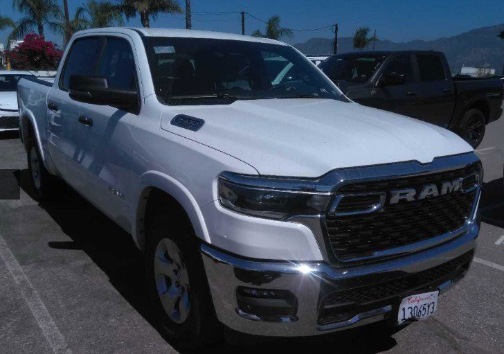 Used 2025 RAM 1500 Big Horn AWD/4WD image 2