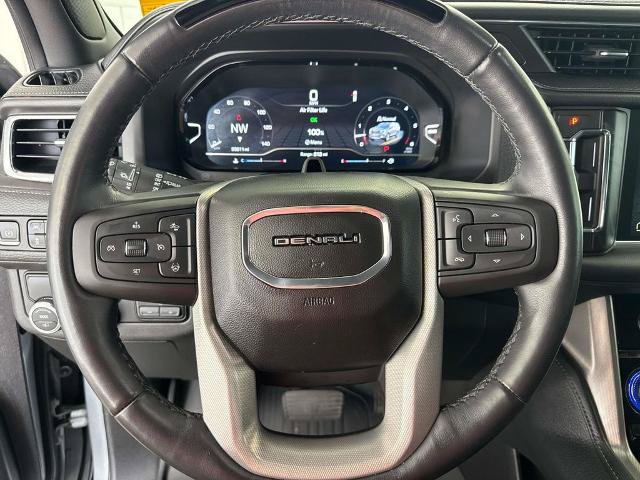 Used 2023 GMC Yukon Denali w/ Denali Reserve Package RWD image 27