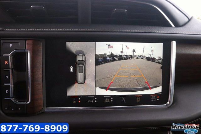 Used 2023 GMC Yukon Denali Ultimate image 31