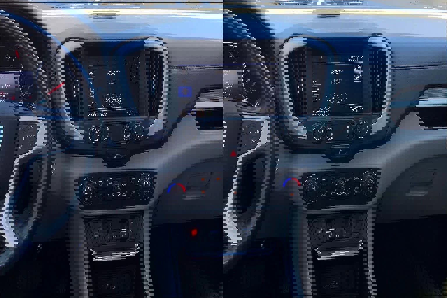 Used 2019 GMC Terrain SLT w/ Preferred Package FWD image 9