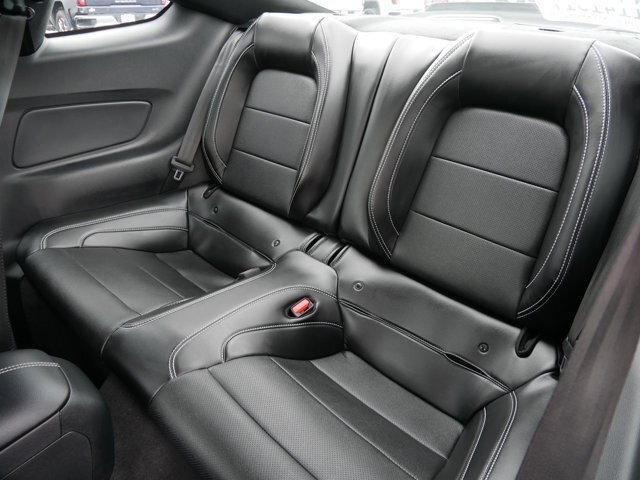 Certified 2022 Ford Mustang Shelby GT500 w/ Technology Package RWD image 12