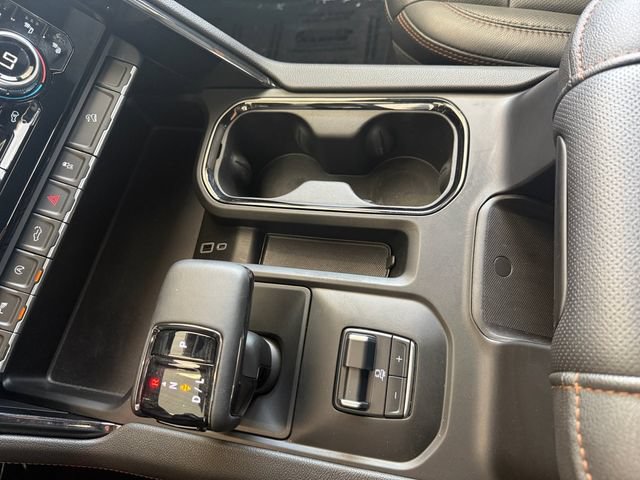 Used 2023 GMC Sierra 1500 AT4 AWD/4WD image 13