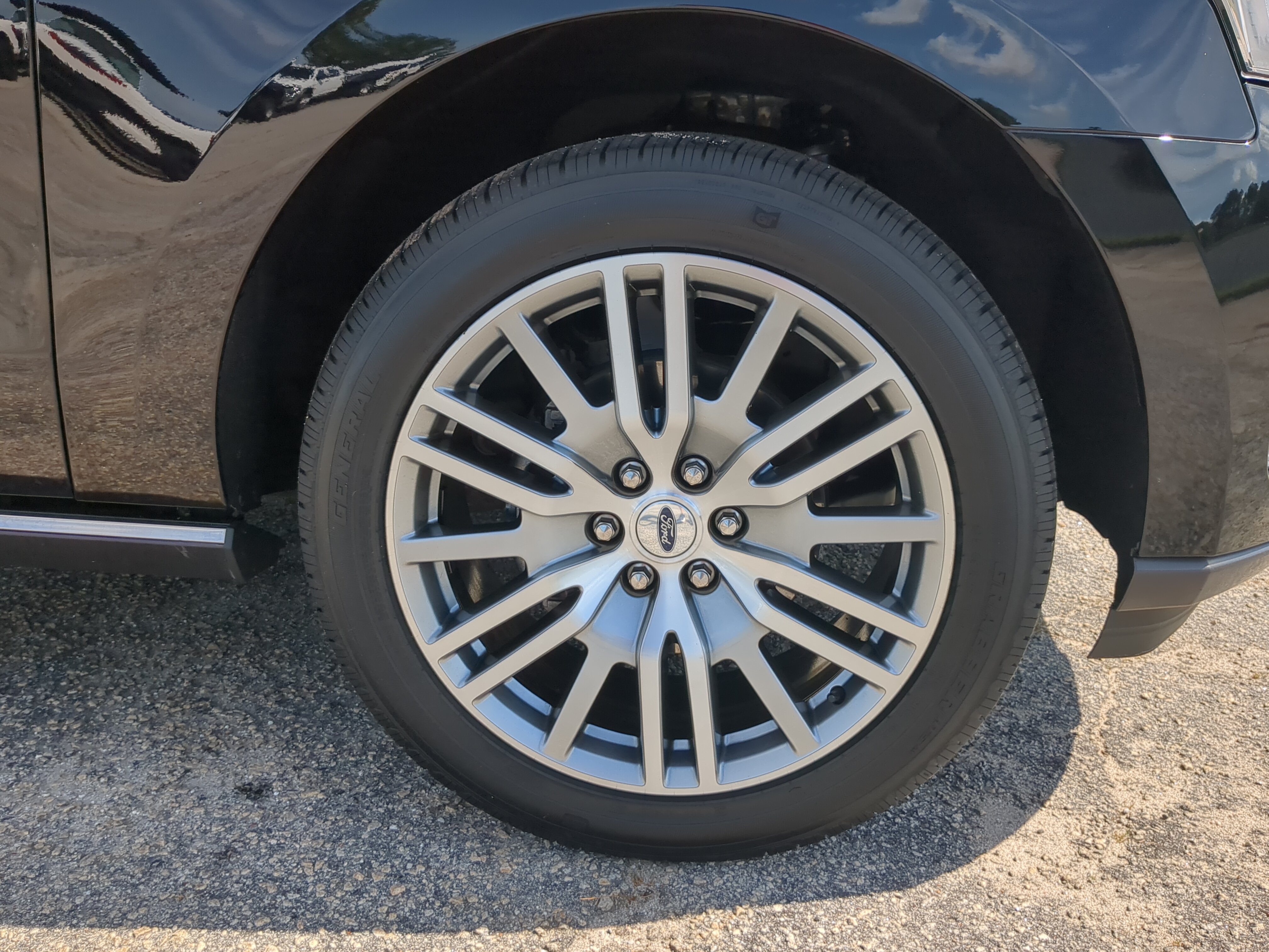 Certified 2023 Ford Expedition Limited RWD image 9