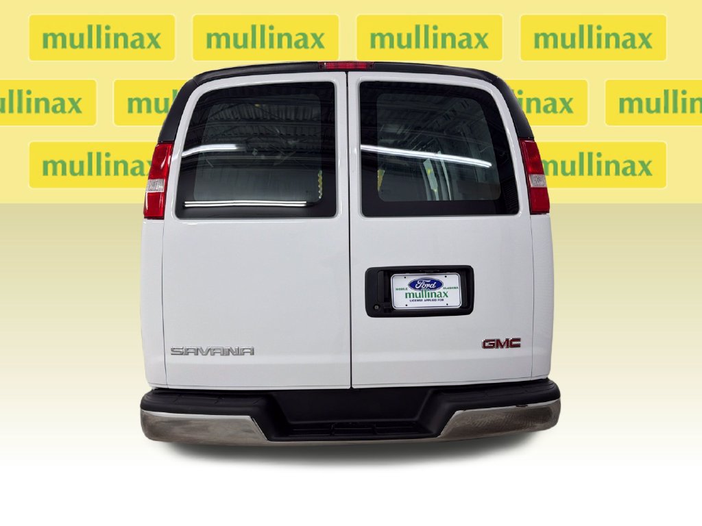 Used 2025 GMC Savana 2500 w/ Driver Convenience Package RWD image 7
