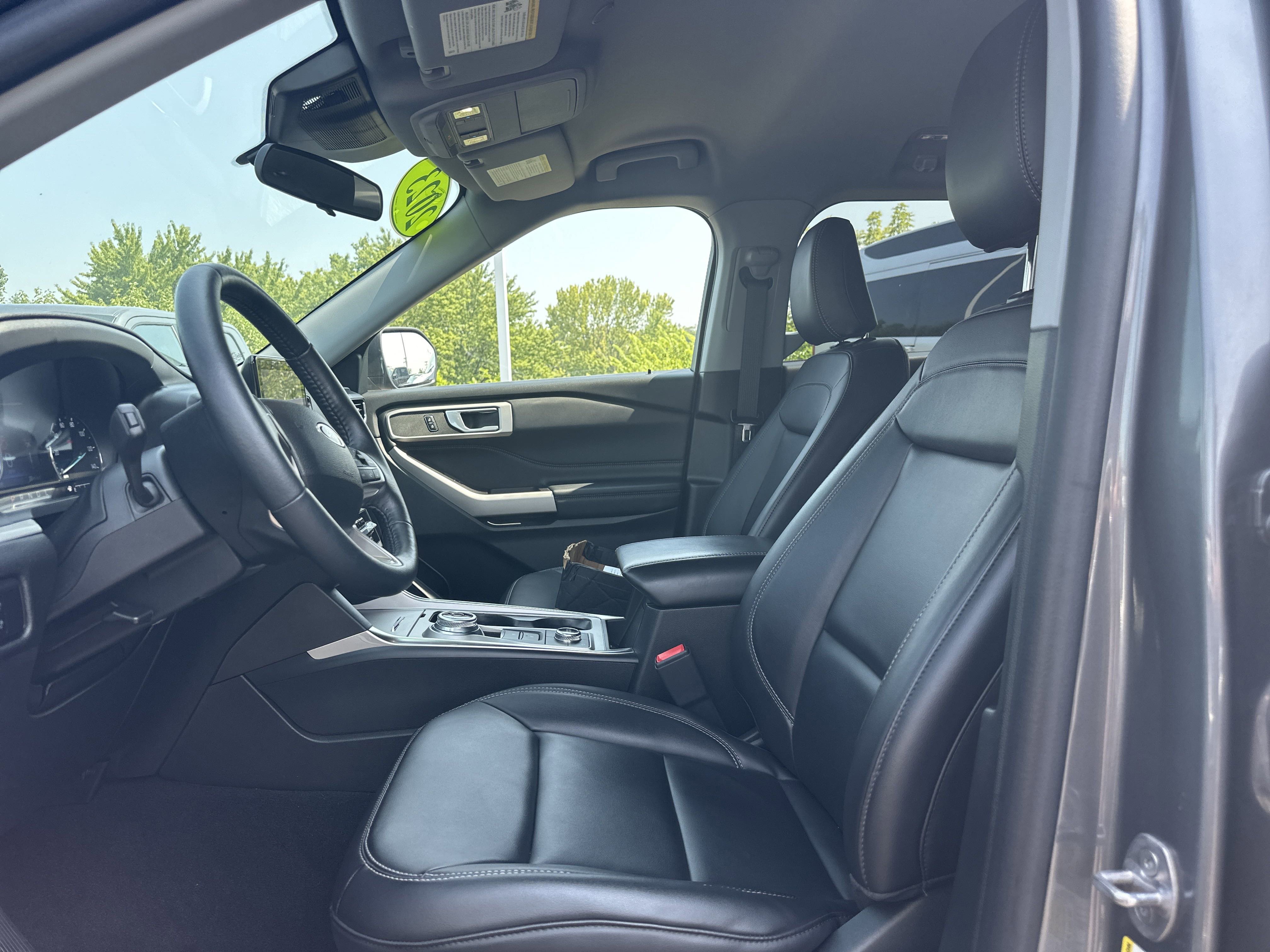 Certified 2023 Ford Explorer XLT w/ Equipment Group 202A image 14