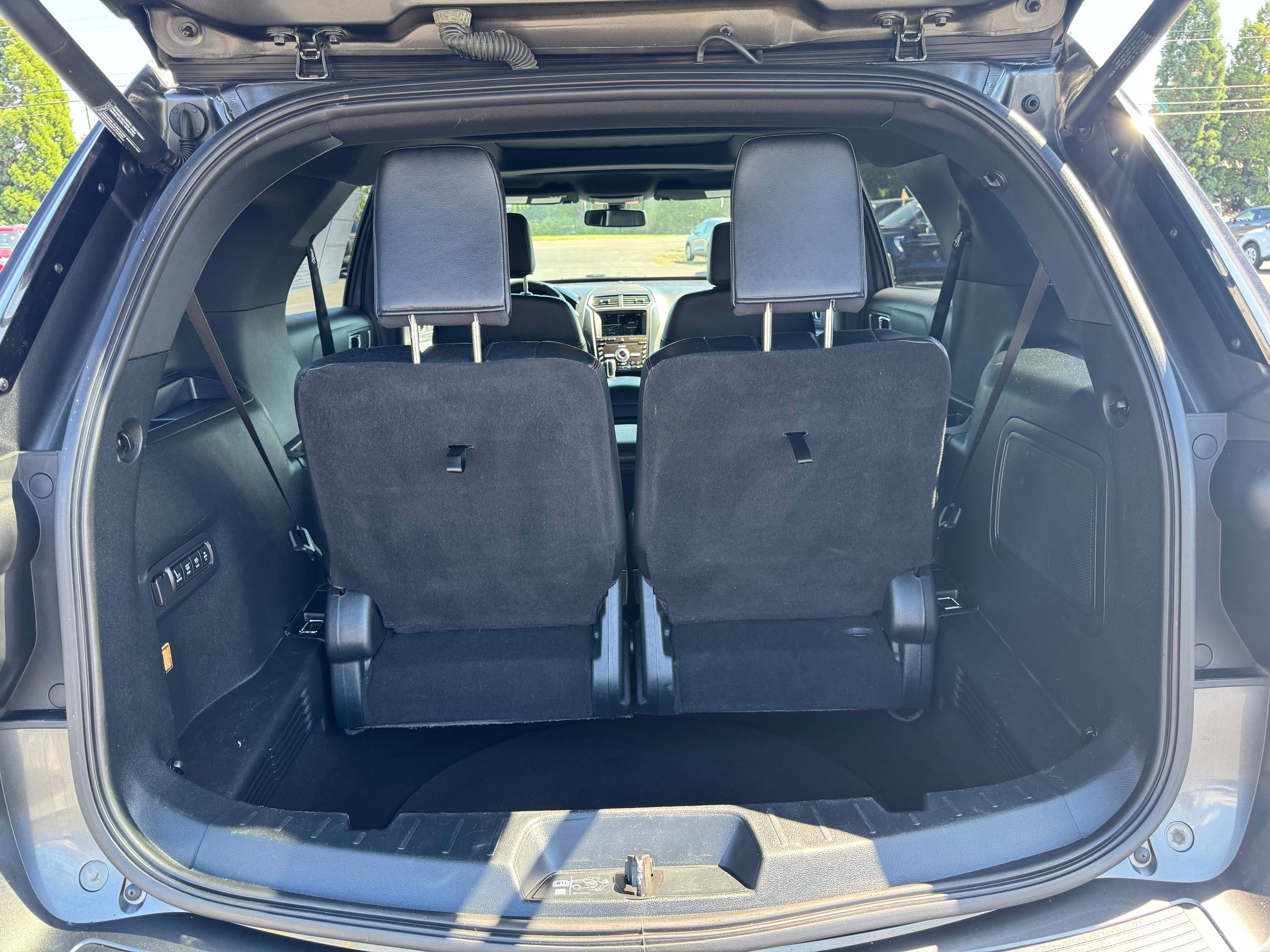 Certified 2019 Ford Explorer Sport w/ Equipment Group 401A AWD/4WD image 35