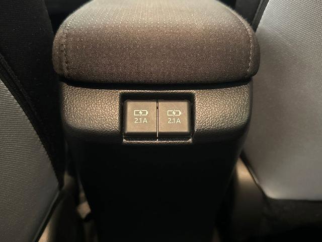 Used 2019 Toyota Prius image 29