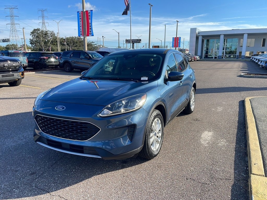 Certified 2020 Ford Escape SE image 5