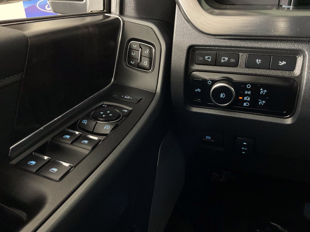 Certified 2023 Ford F350 Lariat w/ Lariat Ultimate Package AWD/4WD image 19