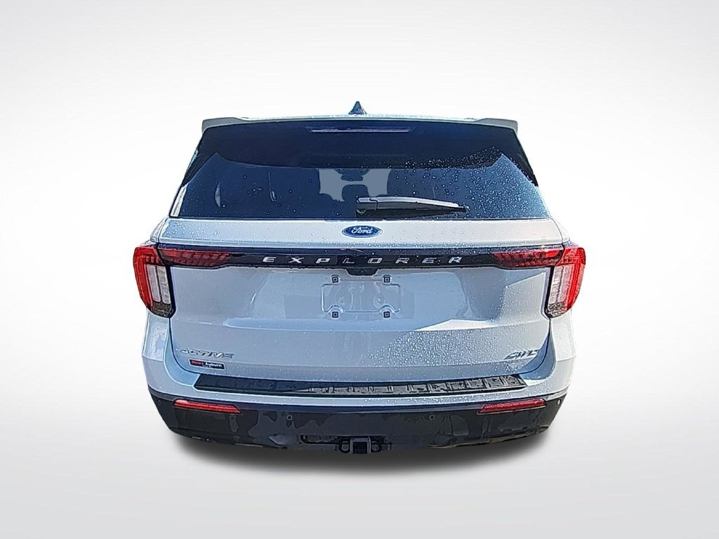 Certified 2025 Ford Explorer Active AWD/4WD image 6