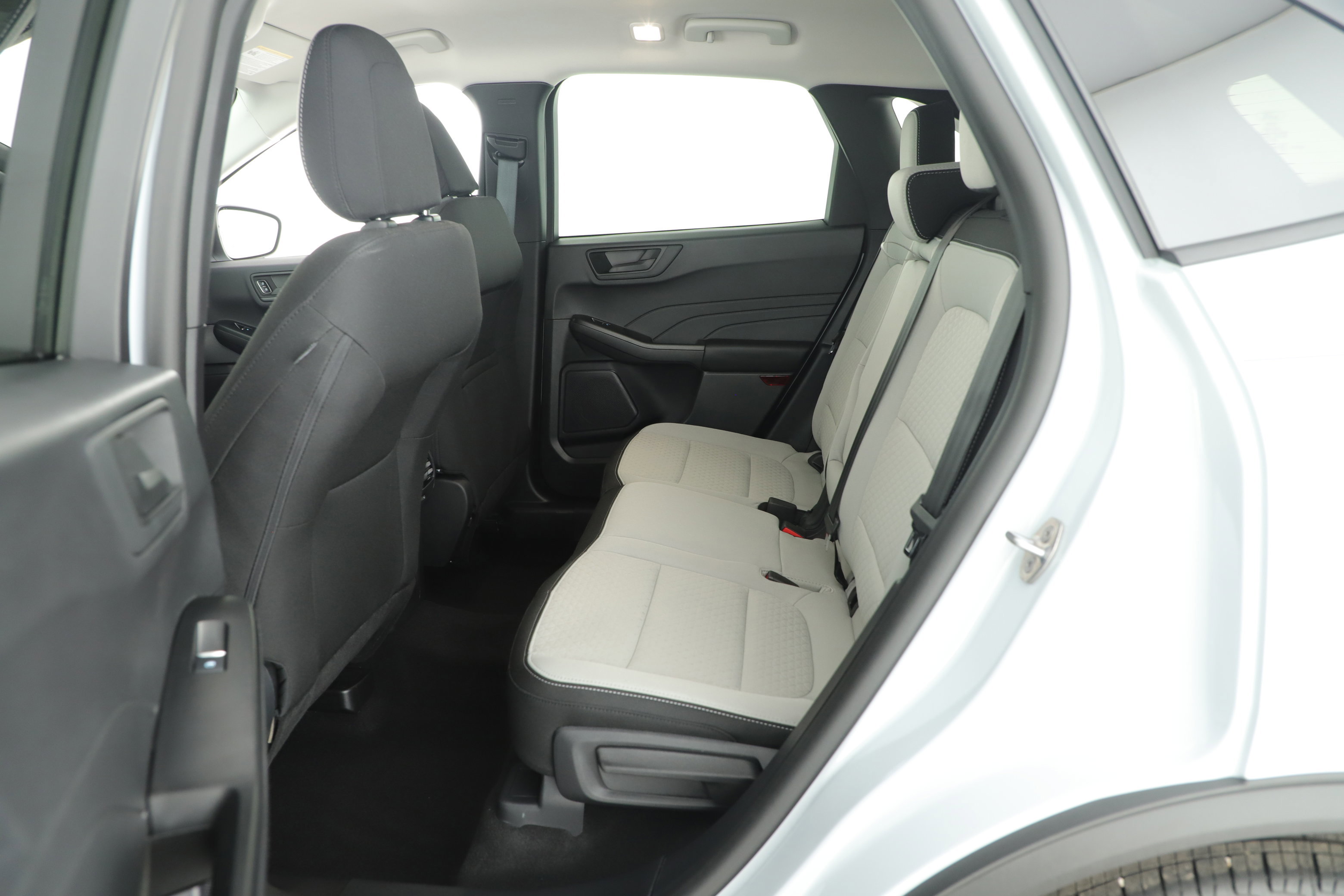 Certified 2025 Ford Escape Active image 14