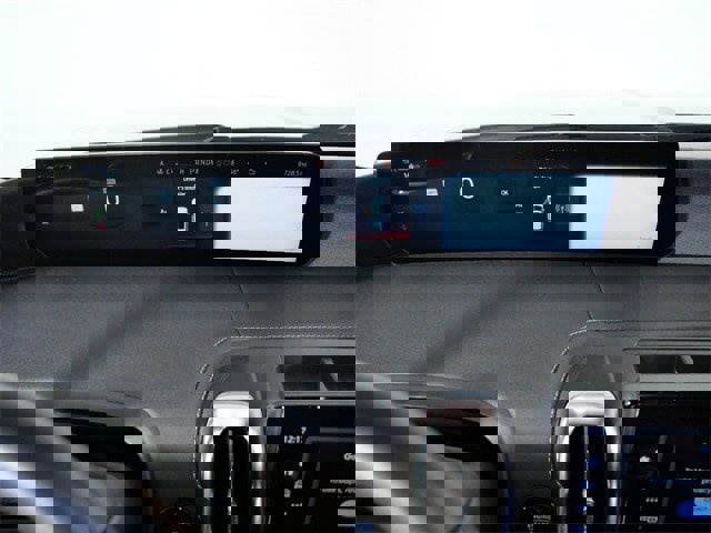 Certified 2025 Ford Expedition Platinum w/ Driver's Package image 23