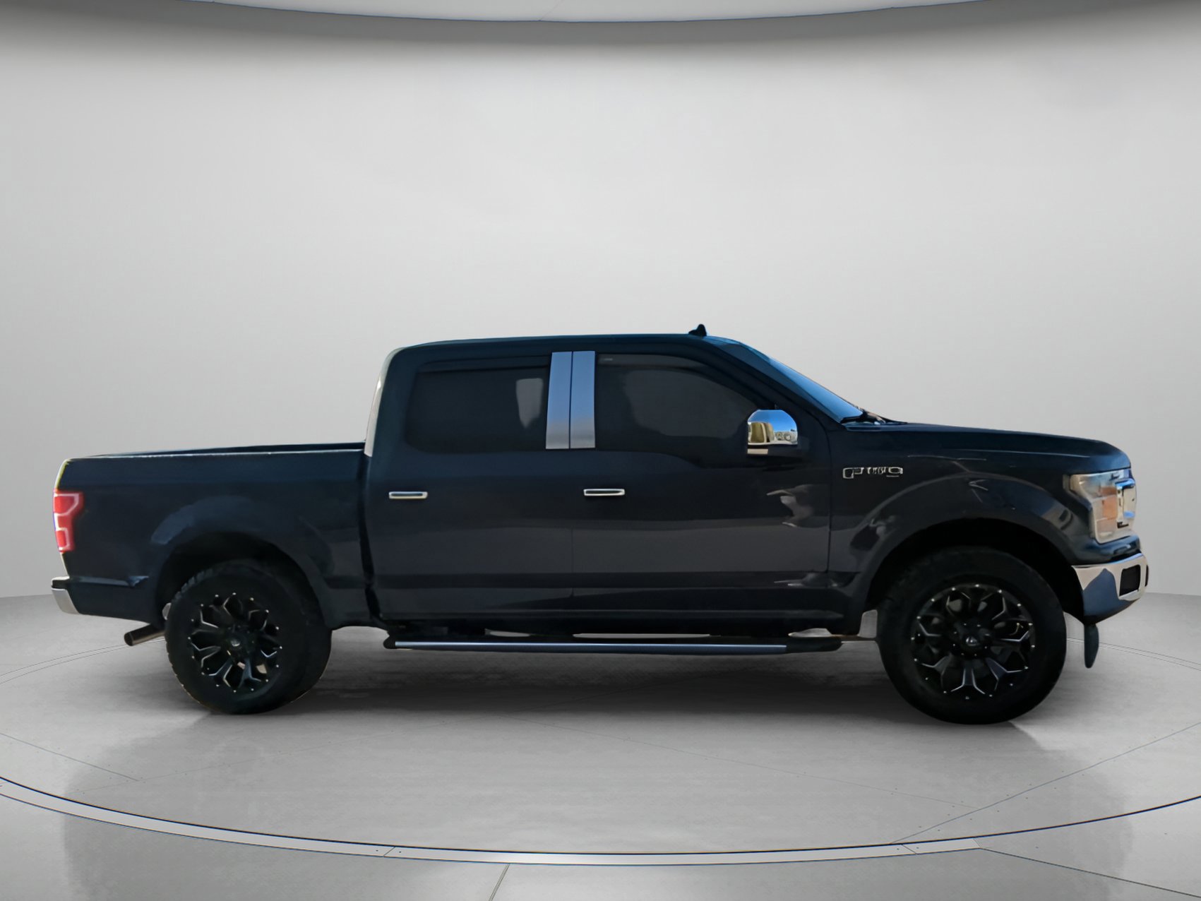 Certified 2019 Ford F150 XLT w/ Equipment Group 302A Luxury image 26