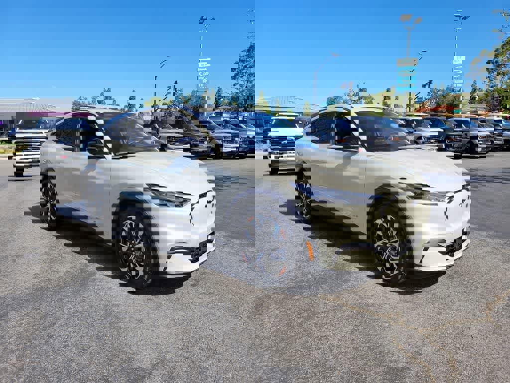 Certified 2025 Ford Mustang Mach-E Select w/ Comfort Package Lite RWD image 8