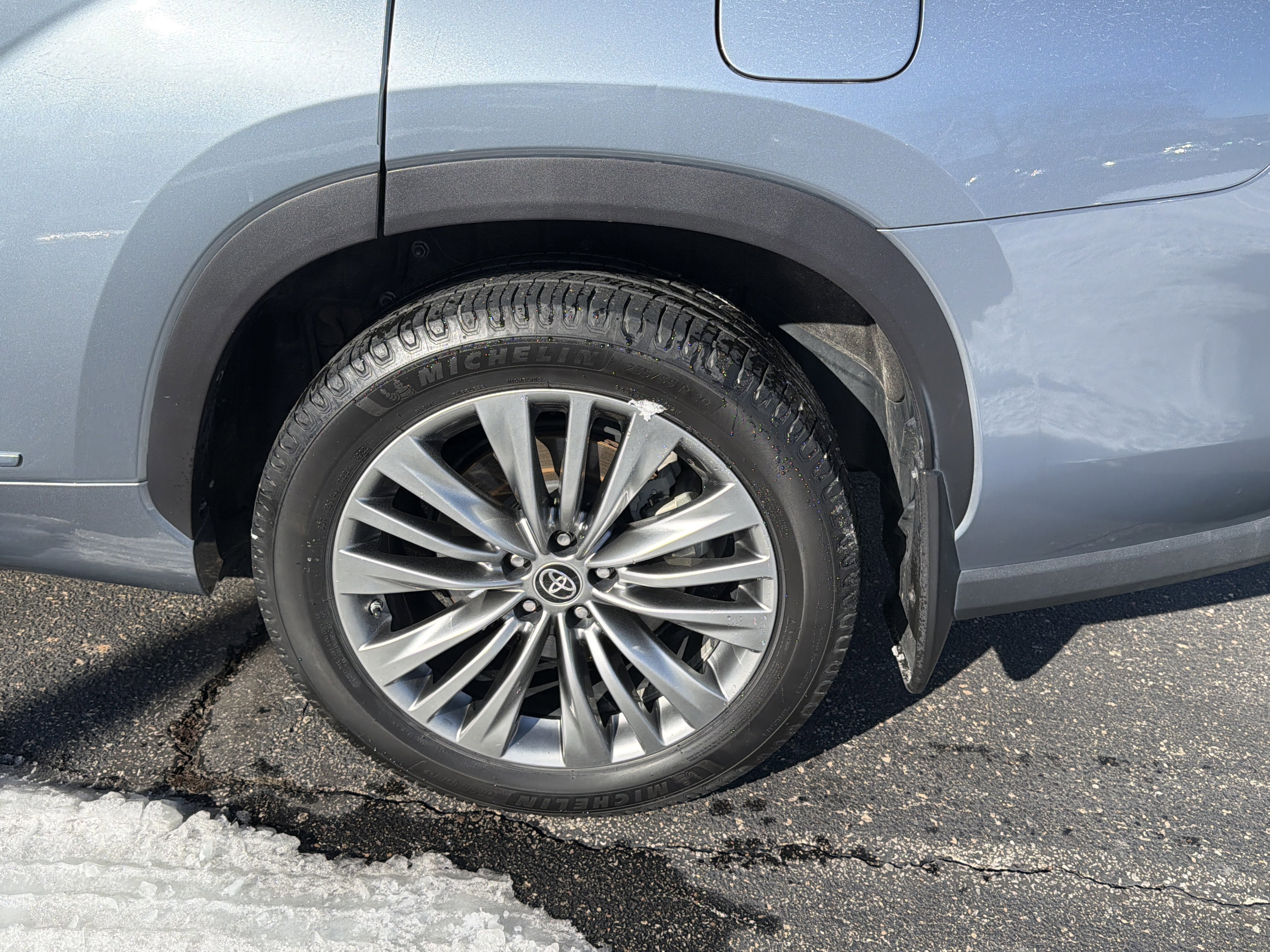 Used 2021 Toyota Highlander Platinum image 6