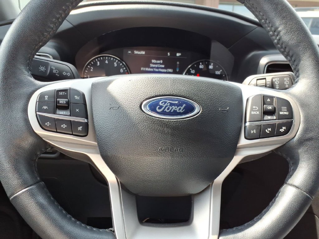 Certified 2023 Ford Explorer XLT w/ Equipment Group 202A AWD/4WD image 23