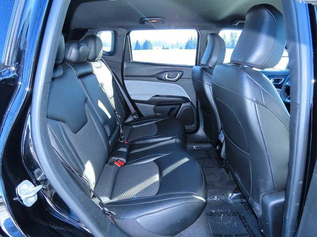 Used 2024 Jeep Compass Latitude image 24