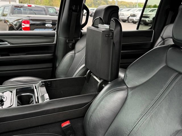 Used 2023 Jeep Wagoneer Series II AWD/4WD image 32