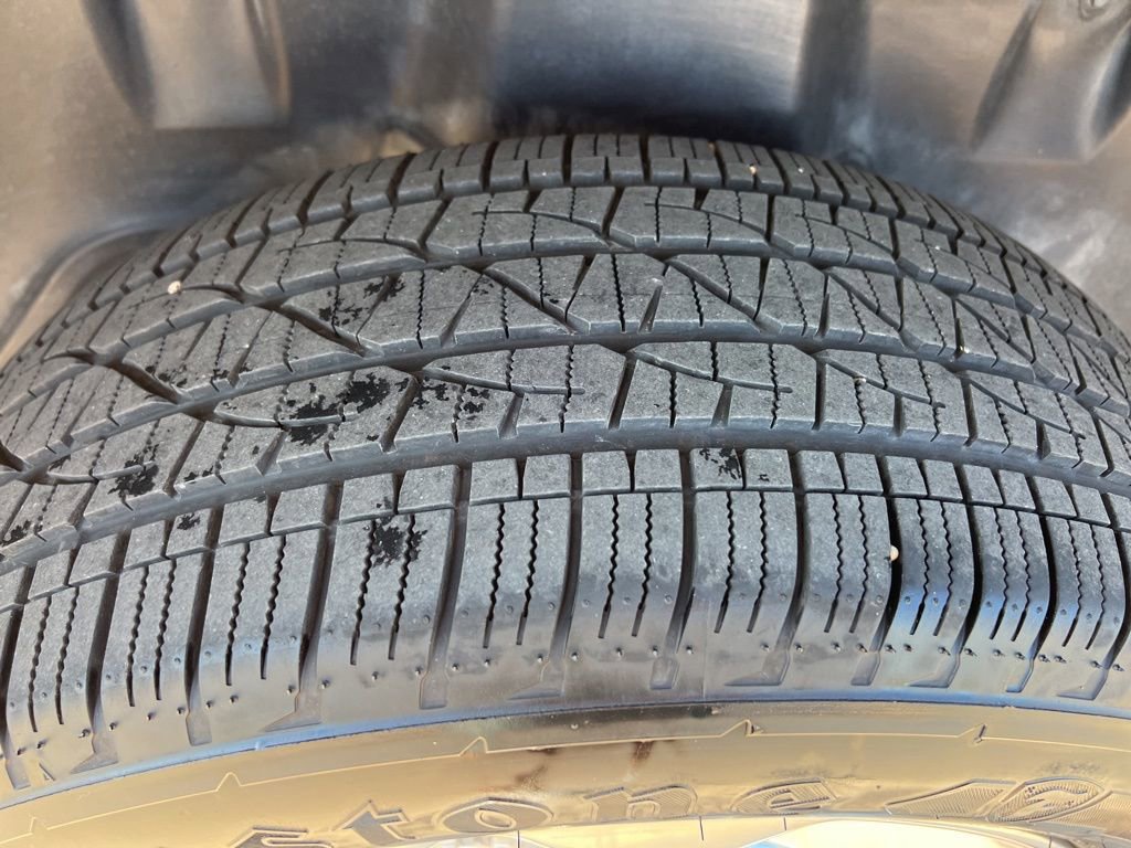 Used 2020 RAM 1500 Limited w/ Body Color Bumper Group image 11