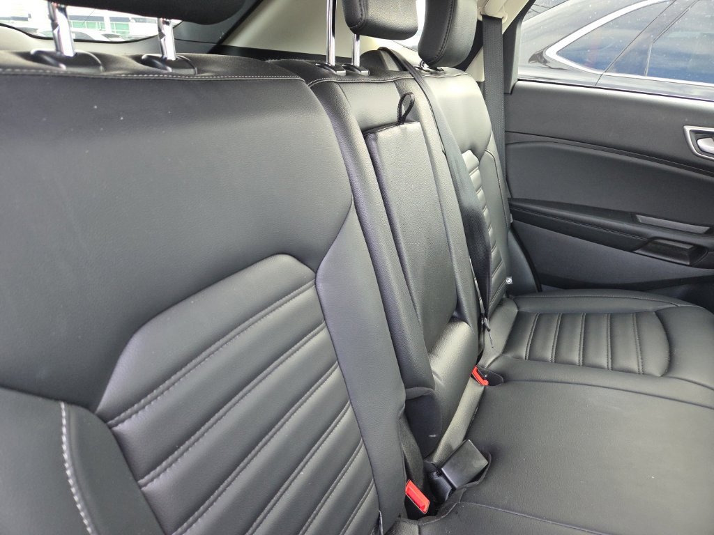 Certified 2024 Ford Edge SEL w/ Convenience Package AWD/4WD image 8