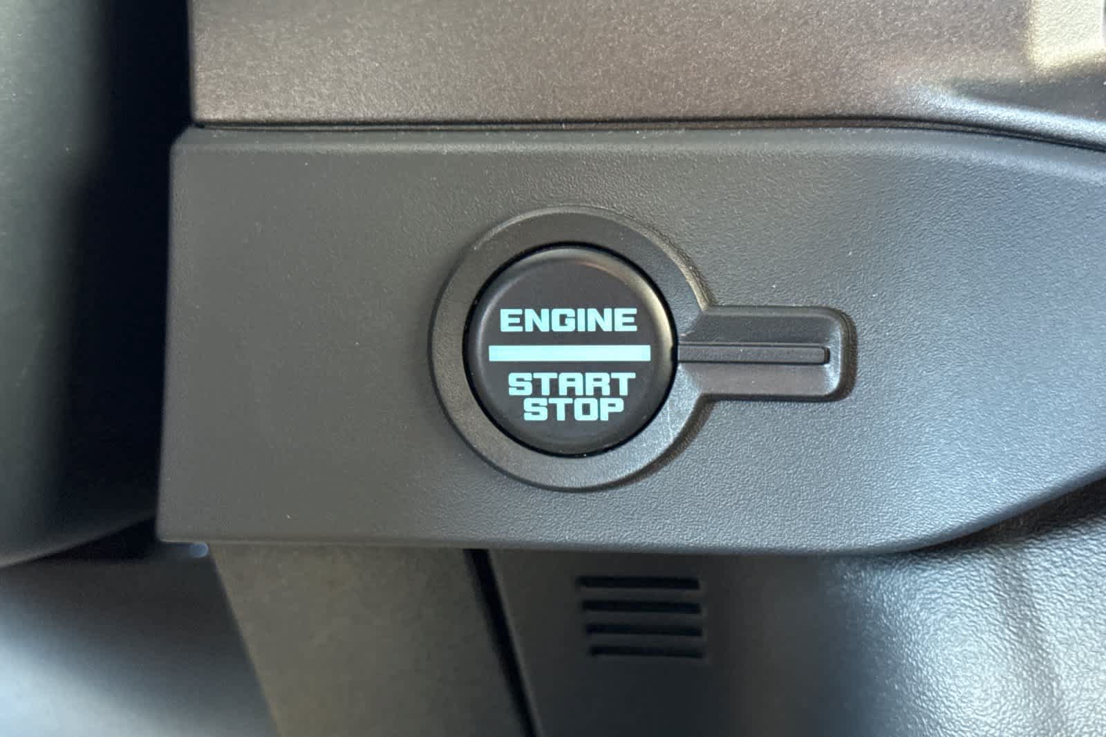 Certified 2025 Ford Bronco Badlands AWD/4WD image 25