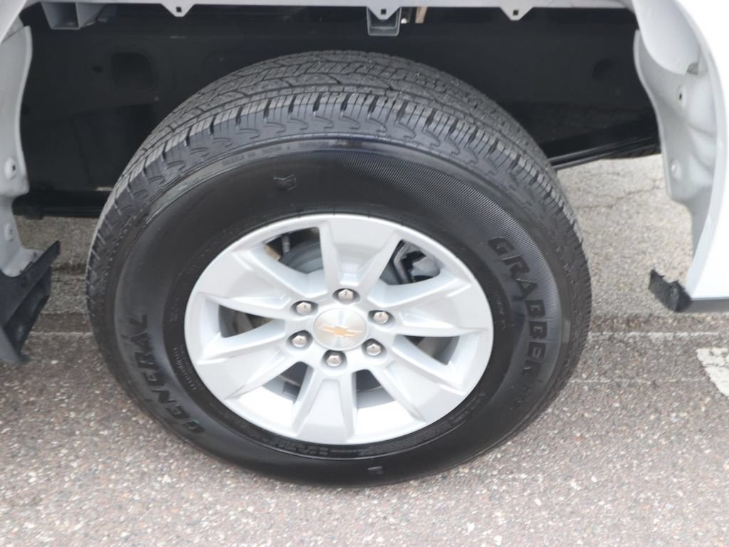 Used 2025 Chevrolet Silverado 1500 W/T RWD image 12
