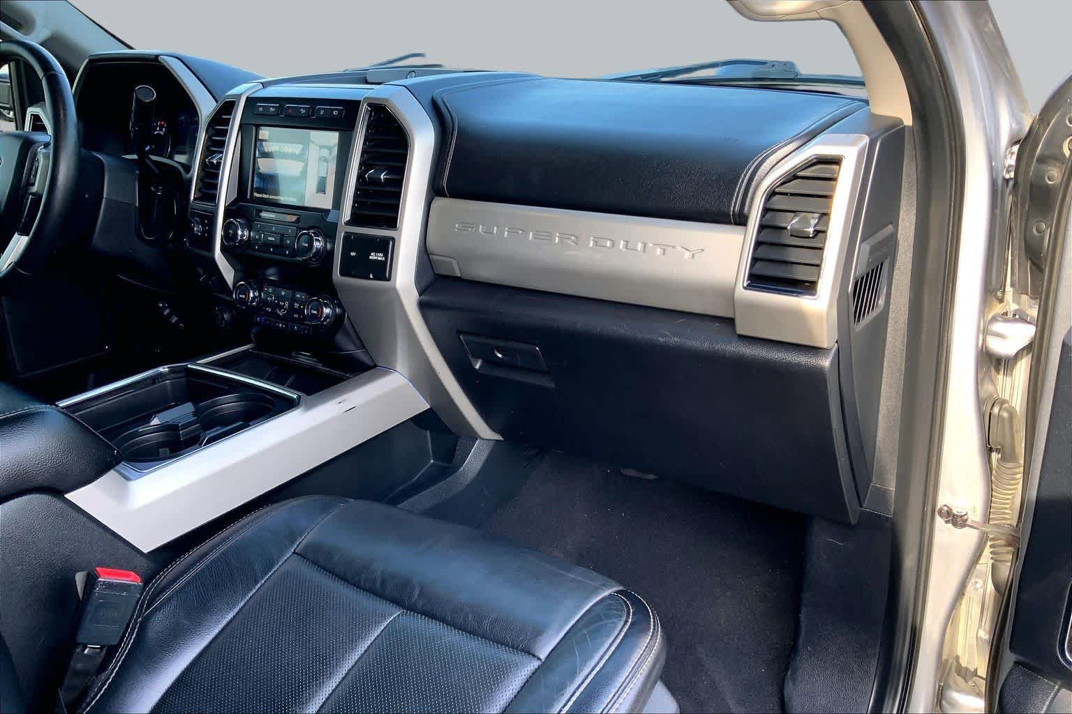 Certified 2020 Ford F250 Lariat w/ Lariat Ultimate Package AWD/4WD image 17
