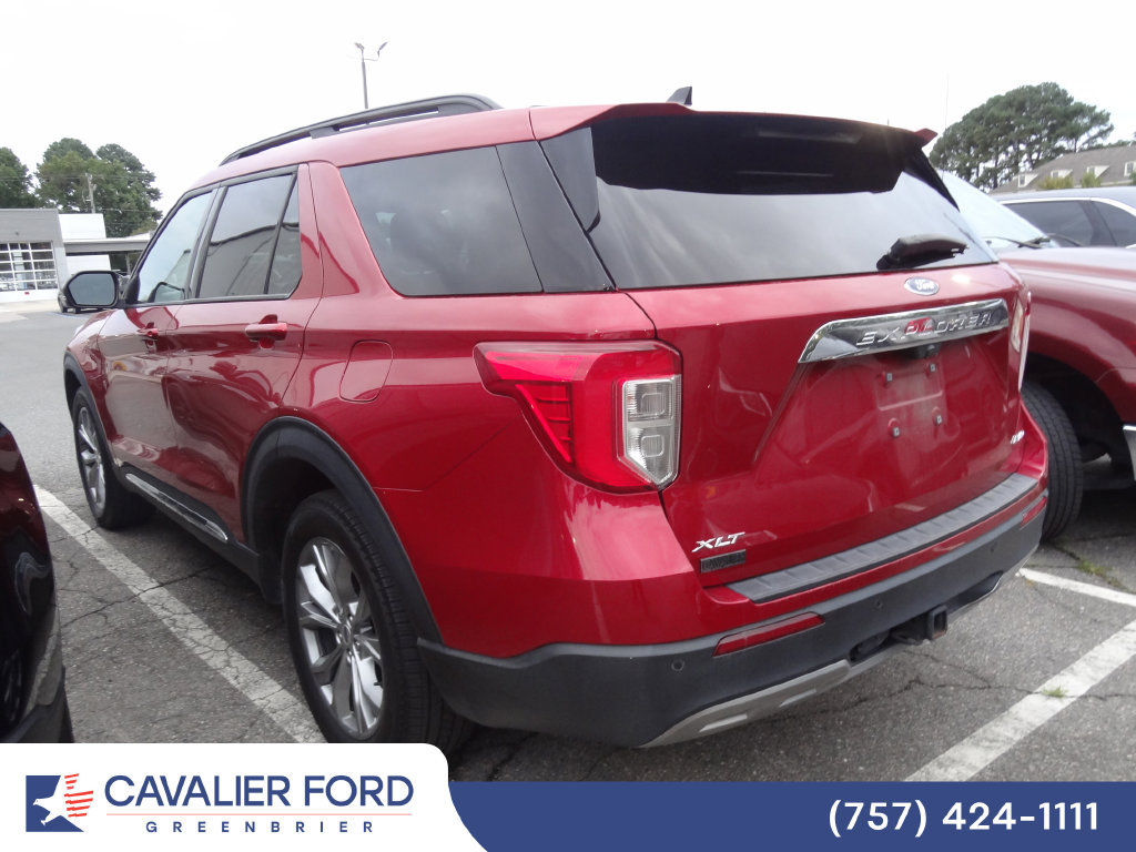 Certified 2022 Ford Explorer XLT w/ Equipment Group 202A AWD/4WD image 4