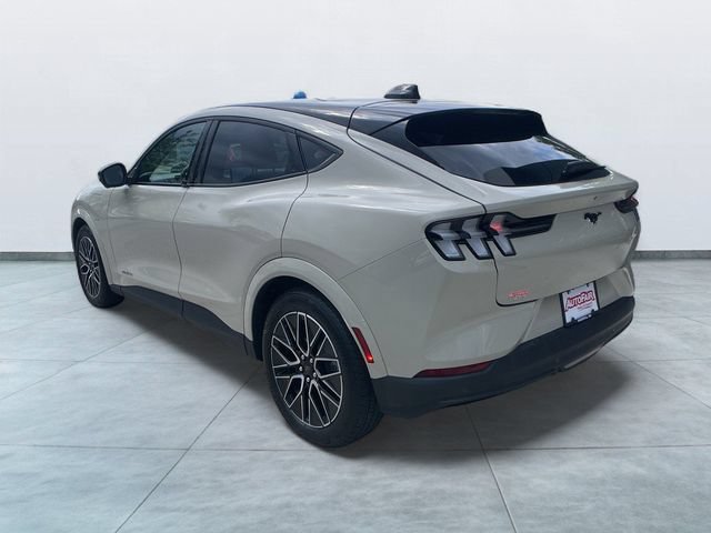 Certified 2025 Ford Mustang Mach-E Premium AWD/4WD image 5