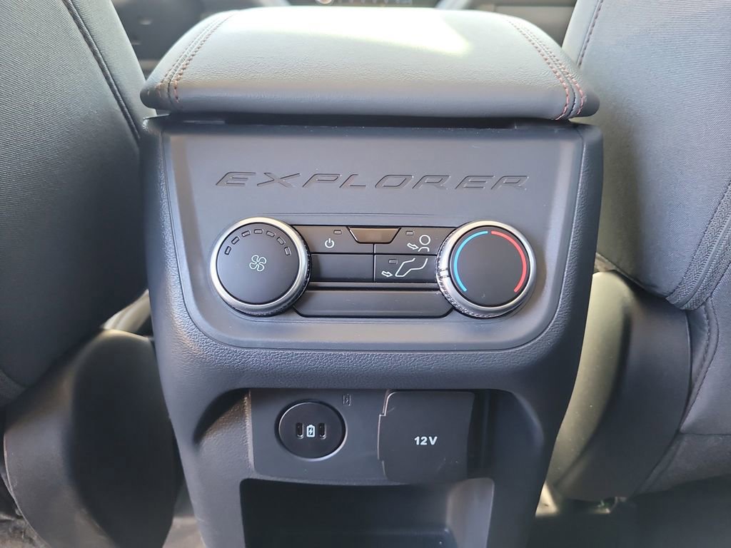 Certified 2025 Ford Explorer Active image 14