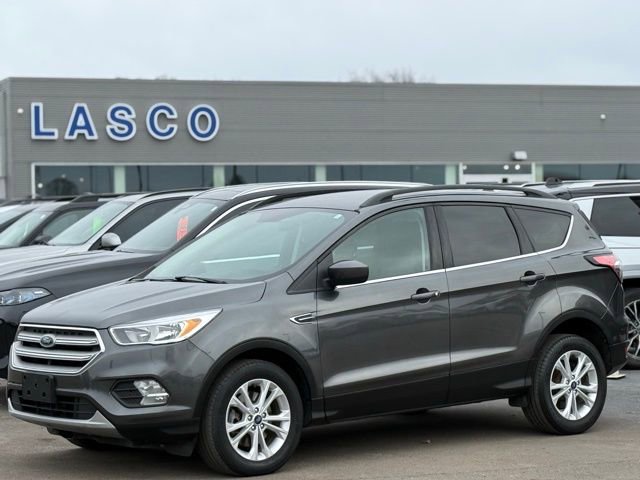 Certified 2018 Ford Escape SE w/ SE SYNC Package image 1