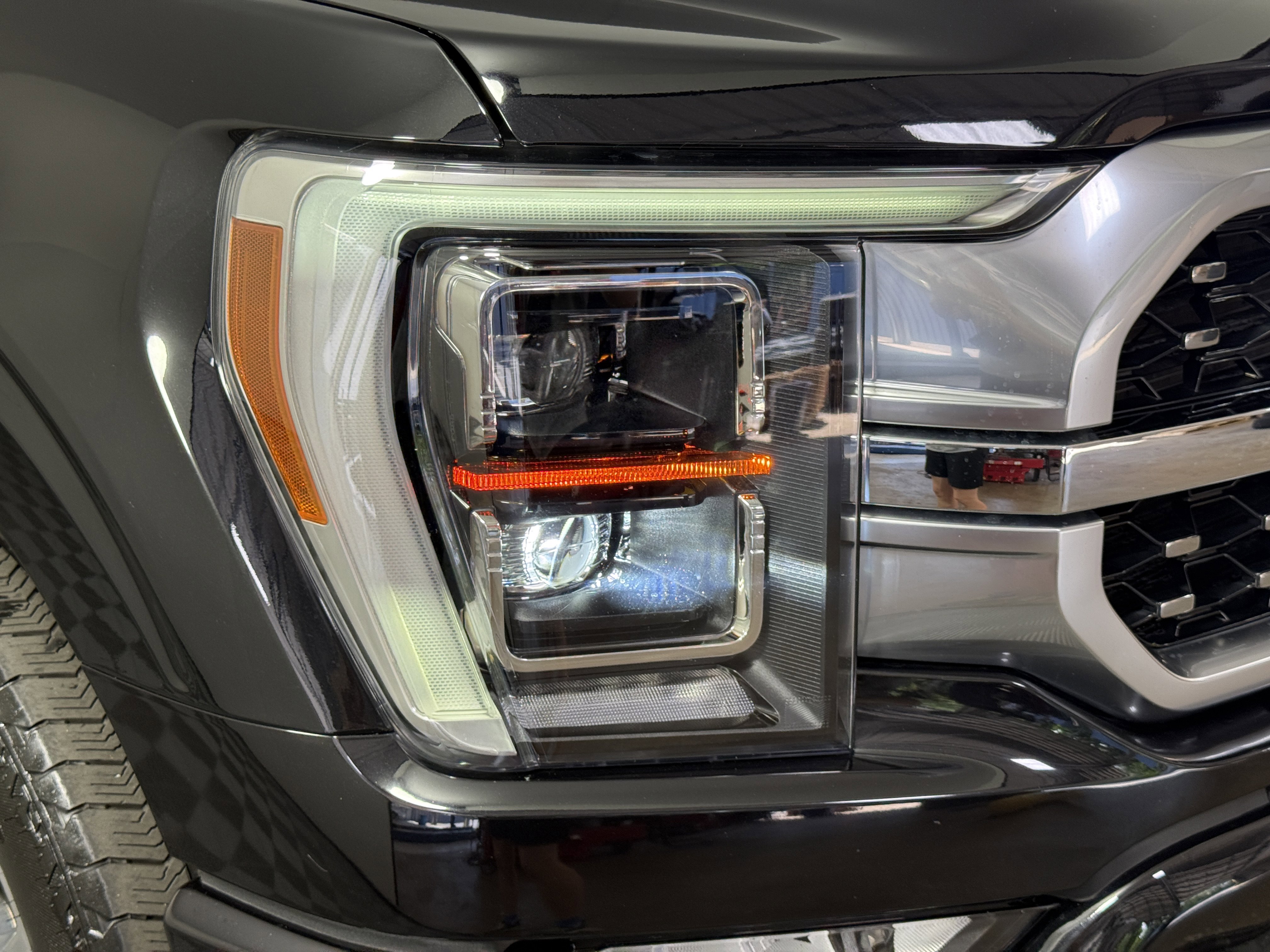 Certified 2022 Ford F150 Platinum w/ Equipment Group 701A High AWD/4WD image 7