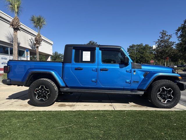 Used 2022 Jeep Gladiator Sport AWD/4WD image 2