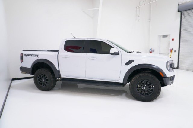 Certified 2025 Ford Ranger Raptor AWD/4WD image 3