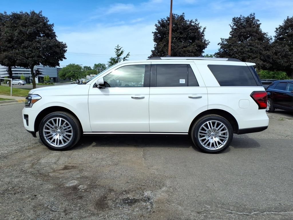 Certified 2023 Ford Expedition Limited AWD/4WD image 2
