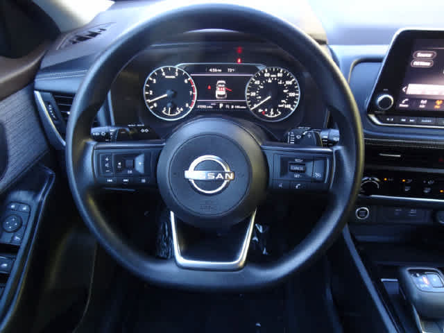 Used 2023 Nissan Rogue S AWD/4WD image 12