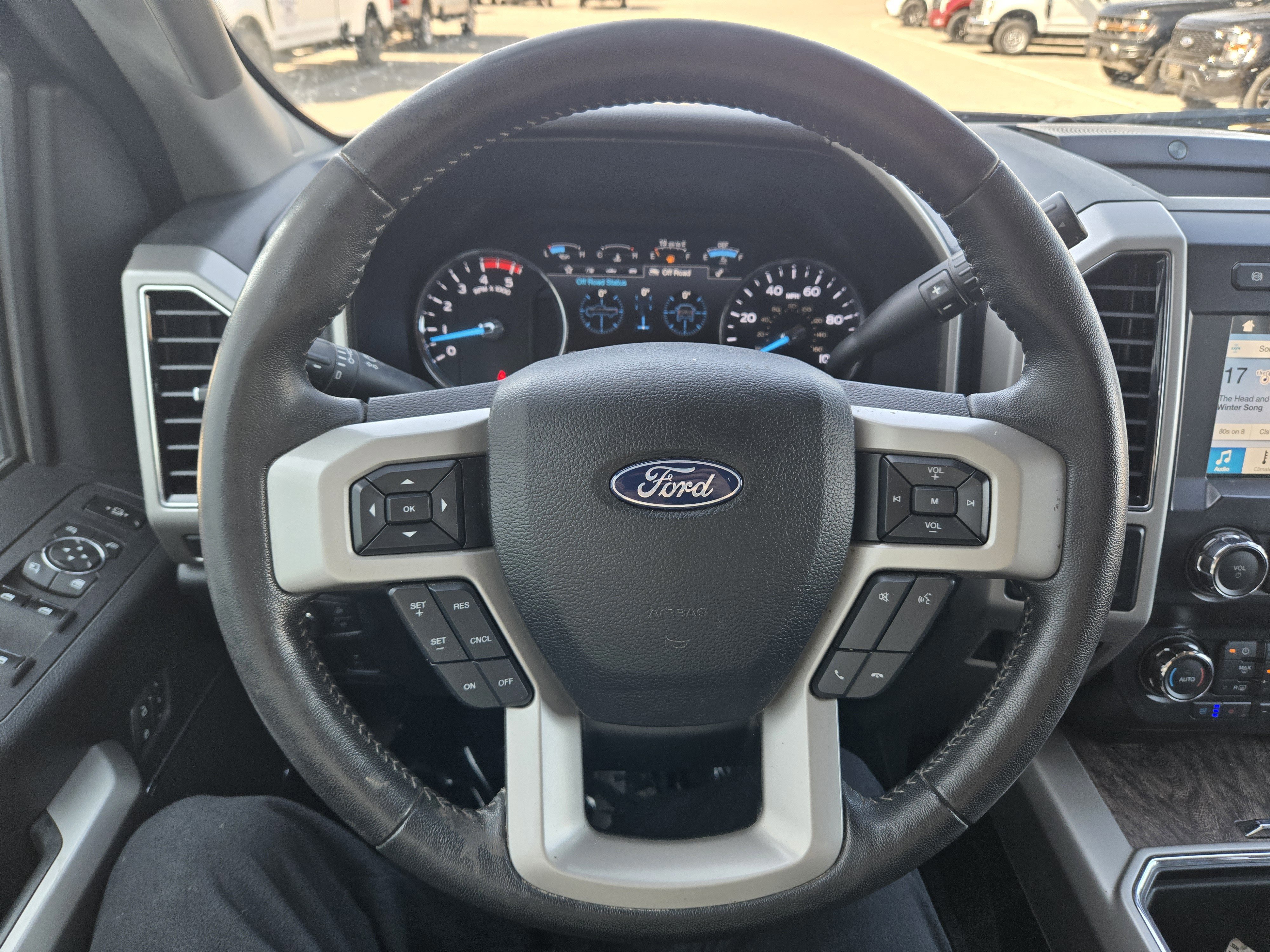 Certified 2019 Ford F250 Lariat w/ Lariat Ultimate Package image 11