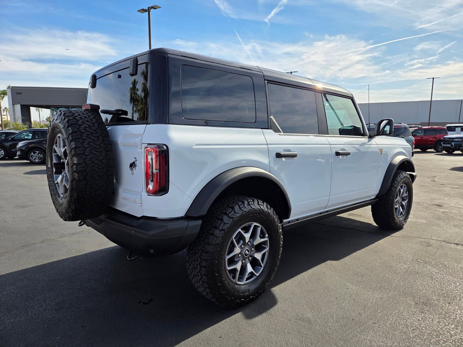 Certified 2025 Ford Bronco Badlands AWD/4WD image 6