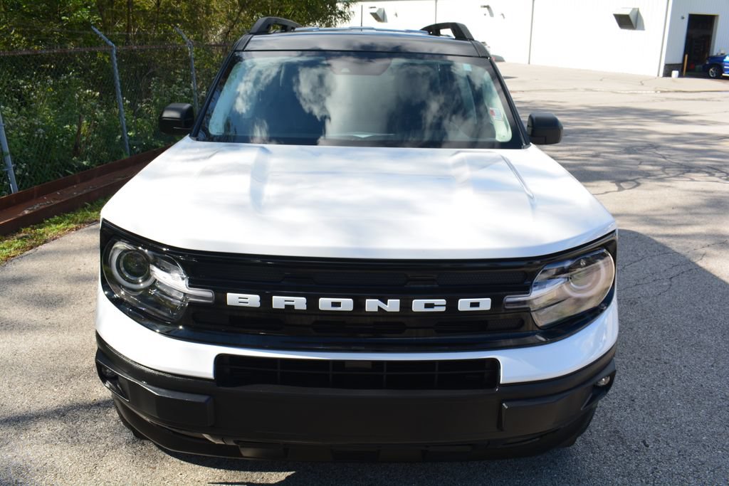 Certified 2022 Ford Bronco Sport Outer Banks w/ Tech Package AWD/4WD image 2