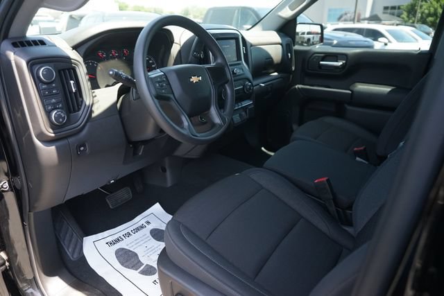 Used 2025 Chevrolet Silverado 1500 Custom AWD/4WD image 8