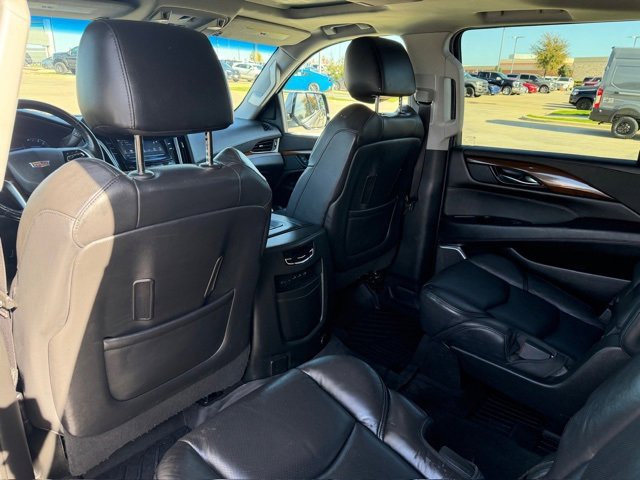 Used 2020 Cadillac Escalade ESV Premium Luxury image 22
